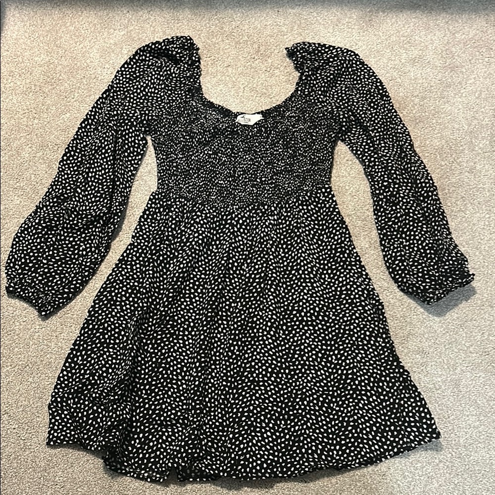 Hollister Black and white dress SZ S